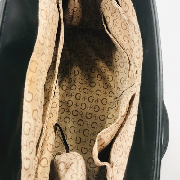 50% OFF  Guess Crossbody Bag - Picture 11 of 11